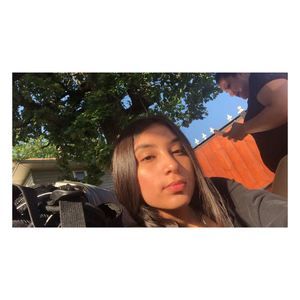 Meet your Posher, Denise